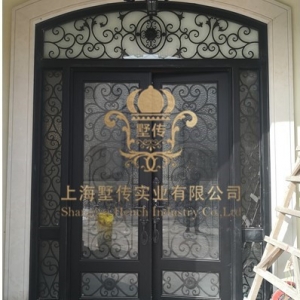 上海别墅铁艺玻璃入户大门