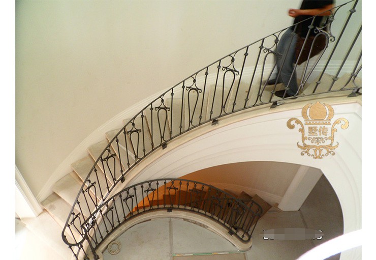「别墅楼梯扶手」装修要注意哪些？