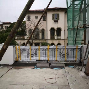 上海崇明岛锻打铁艺栏杆